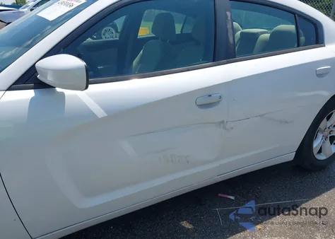 2013 Dodge Charger Se z USA, uszkodzony, nr VIN 2C3CDXBG7DH594712